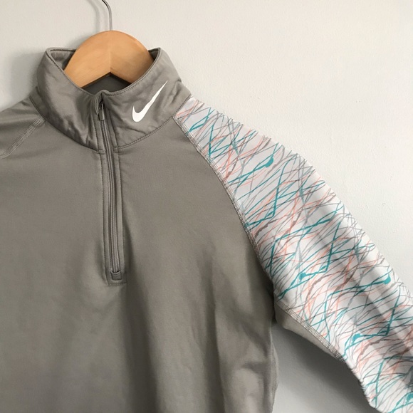 Nike Tops - Nike Combat Fitted Dri Fit Pullover
